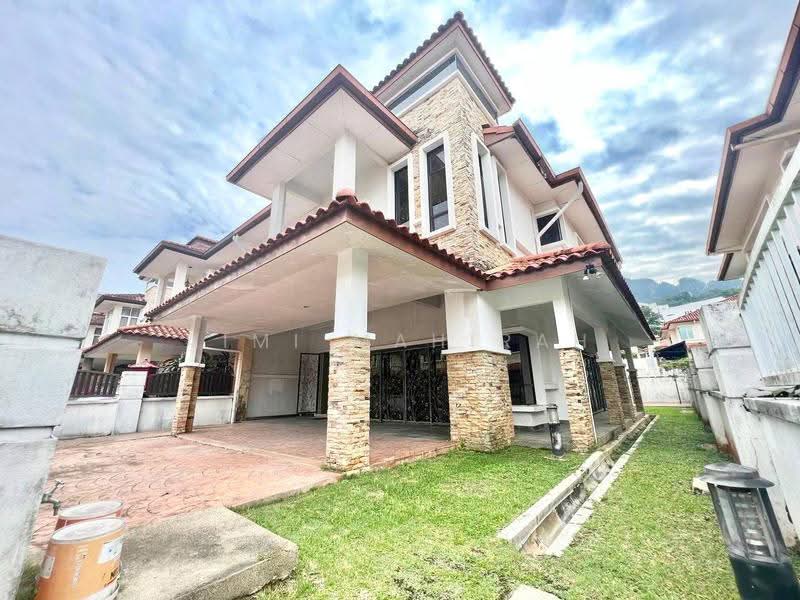 Semi-Detached House for Sale in Taman Melawati (Ulu Kelang) - Aimi Mahirah - Exterior - PropertyGuru.com.my