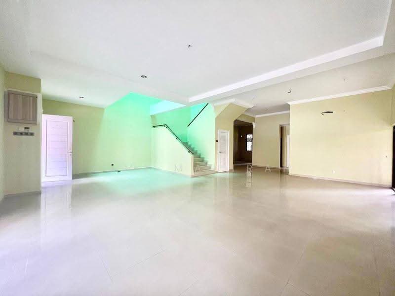 Semi-Detached House for Sale in Taman Melawati (Ulu Kelang) - Aimi Mahirah - Living Room - PropertyGuru.com.my