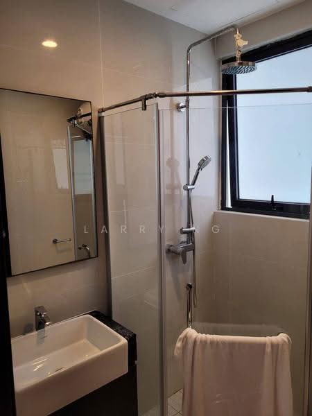 Condominium for Rent at Amberside @ Country Garden Danga Bay - Larry Ng - Bathroom - PropertyGuru.com.my