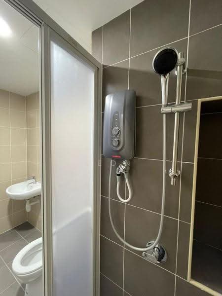 Kediaman Servis untuk Disewa di Serviced Residence @ Razak City Residences (RC Residences) - Leon Leong - Bathroom - PropertyGuru.com.my