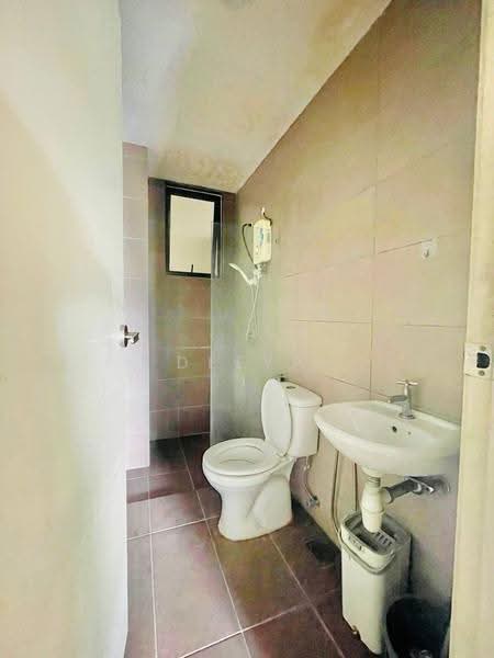 Kondominium untuk Disewa di Sutera Pines - Deeya Yusof - Bathroom - PropertyGuru.com.my