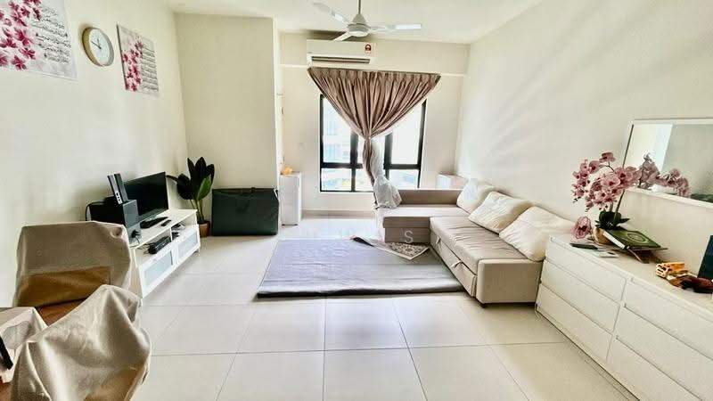 Kediaman Servis untuk Disewa di Edusphere - Luwis Ling - Living Room - PropertyGuru.com.my