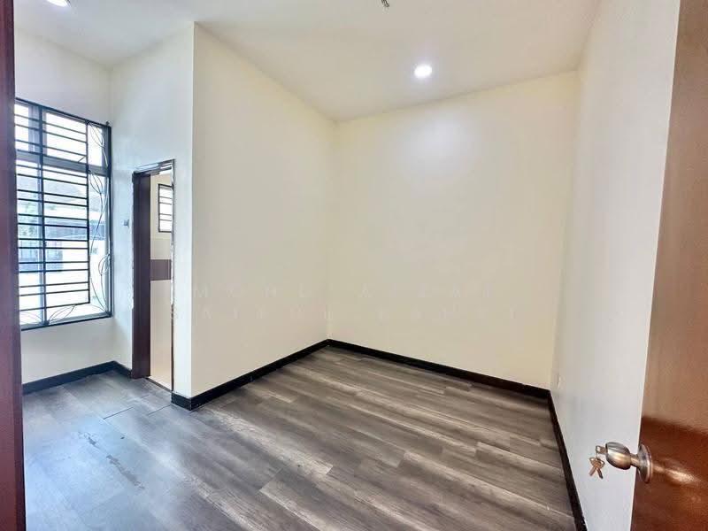 Rumah Teres 1-Tingkat untuk Dijual di Jenjarom (Selangor) - Mohd Aizat Saiful Bahri - Interior - PropertyGuru.com.my
