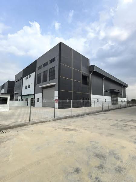 Factory for Rent in Taman Kapar Permai (Kapar) - Maple Lee - Exterior - PropertyGuru.com.my