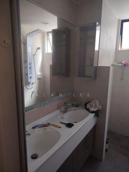 Condominium for Sale at Casa Tropicana - Alan Lee - Bathroom - PropertyGuru.com.my