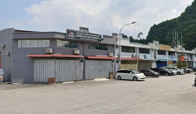 Kilang Teres untuk Dijual di Taman Industri Bolton (Batu Caves) - Suki Tan - Exterior - PropertyGuru.com.my