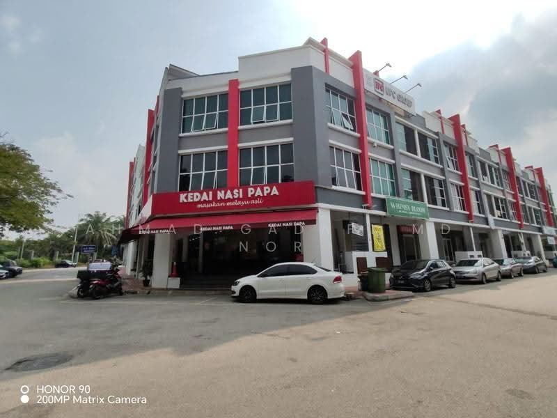 Shop / Office untuk Dijual di Ara Damansara (Selangor) - Ahmad Gadafi Md Nor - Exterior - PropertyGuru.com.my