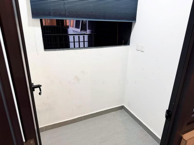 Kediaman Servis untuk Disewa di Sky Meridien - Derrick Lee - Yard - PropertyGuru.com.my