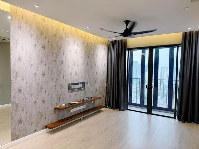 Kediaman Servis untuk Disewa di Sky Meridien - Derrick Lee - Living Room - PropertyGuru.com.my