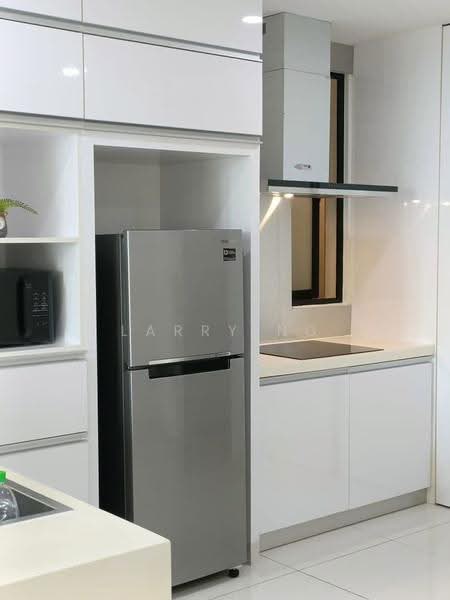 Service Residence for Rent at Southkey Mosaic - Larry Ng - Kitchen - PropertyGuru.com.my