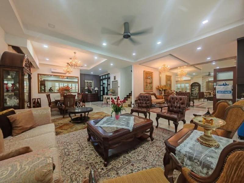 Rumah Berkembar untuk Dijual di Taman Melawati (Ulu Kelang) - Aimi Mahirah - Living Room - PropertyGuru.com.my