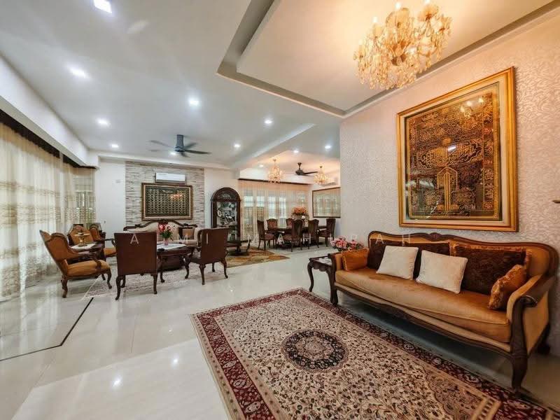 Rumah Berkembar untuk Dijual di Taman Melawati (Ulu Kelang) - Aimi Mahirah - Living Room - PropertyGuru.com.my