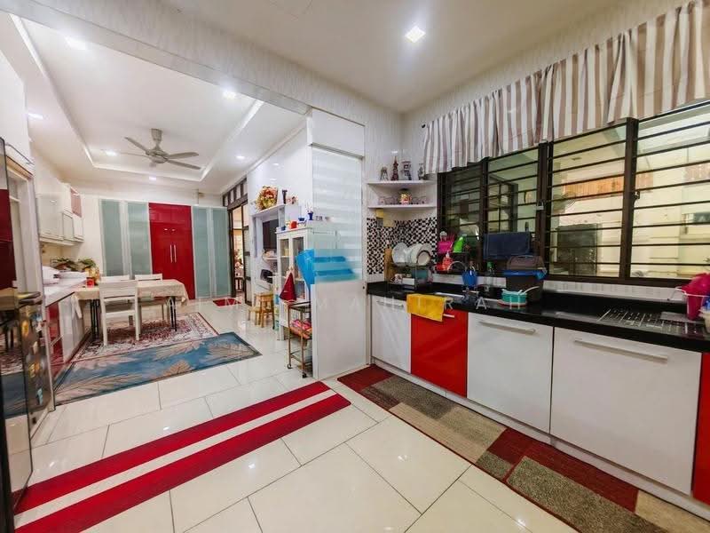 Rumah Berkembar untuk Dijual di Taman Melawati (Ulu Kelang) - Aimi Mahirah - Kitchen - PropertyGuru.com.my