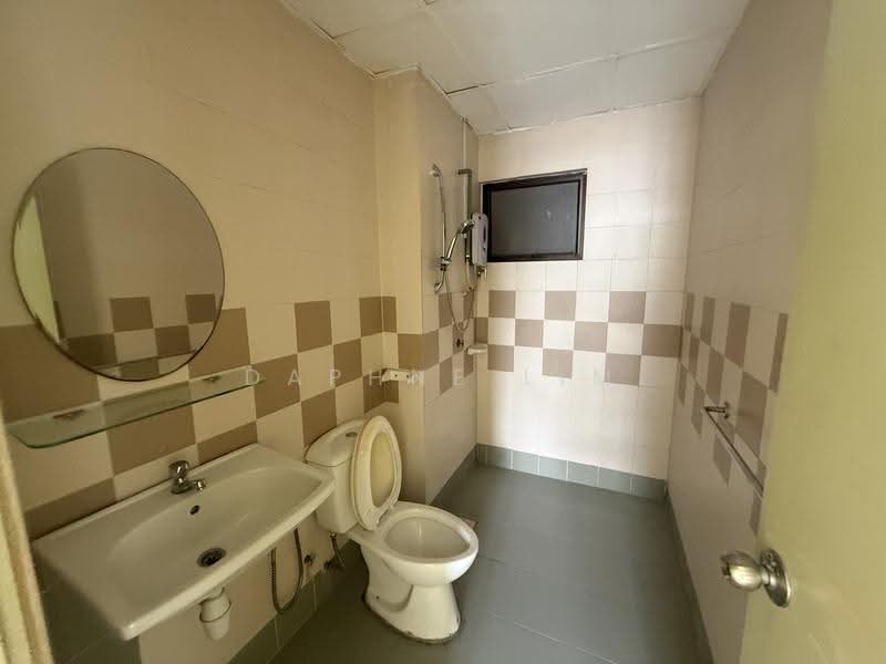 Condominium for Sale at Royal Domain Sri Putramas 2 - Daphne Lim - Bathroom - PropertyGuru.com.my