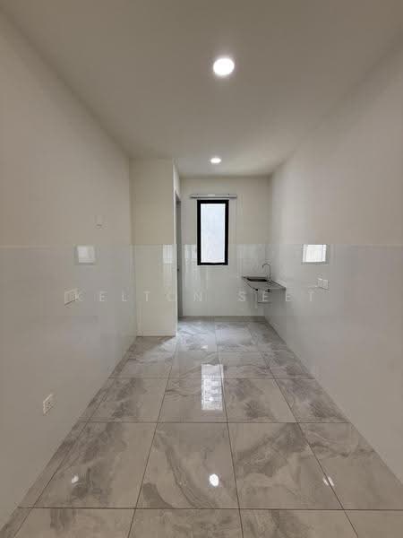 Rumah Teres untuk Disewa di Taman Bukit Serdang (Seri Kembangan) - Kelton Seet - PropertyGuru.com.my