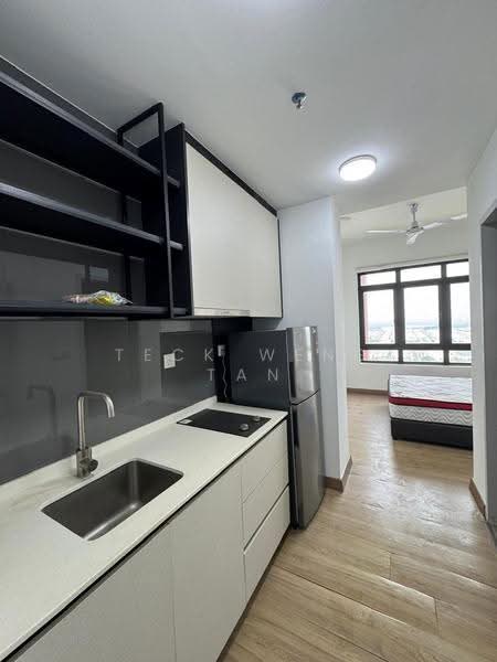 Kediaman Servis untuk Disewa di The Amber Residence @ TwentyFive.7 - Teck Weng Tan - Kitchen - PropertyGuru.com.my