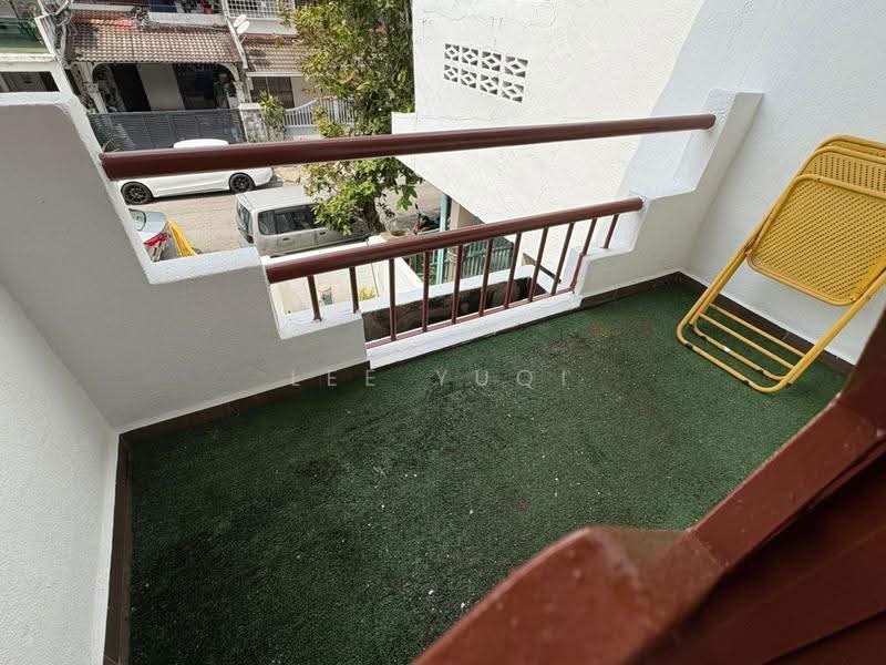Rumah Teres 2-Tingkat untuk Disewa di Seri Kembangan (Selangor) - Lee Yuqi - Balcony - PropertyGuru.com.my