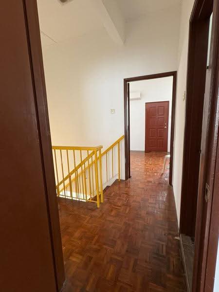 Rumah Teres 2-Tingkat untuk Disewa di Seri Kembangan (Selangor) - Lee Yuqi - Corridor - PropertyGuru.com.my