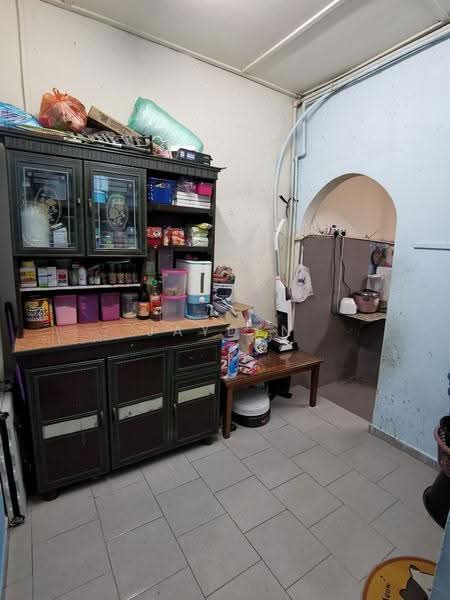 1-storey Terraced House for Sale in Taman Pelangi (Johor Bahru) - Jayden Ng - Kitchen - PropertyGuru.com.my