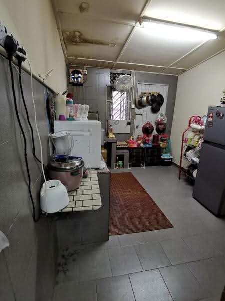 1-storey Terraced House for Sale in Taman Pelangi (Johor Bahru) - Jayden Ng - Kitchen - PropertyGuru.com.my
