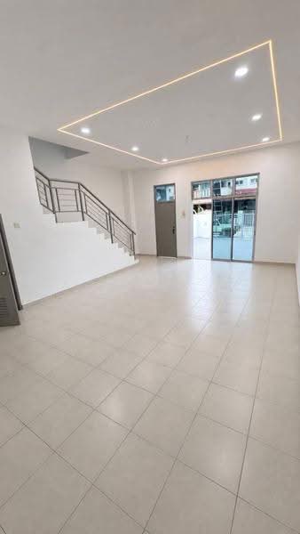 2-storey Terraced House for Sale in Bandar Putra Kulai (Kulai) - NG ZEN XI - Living Room - PropertyGuru.com.my