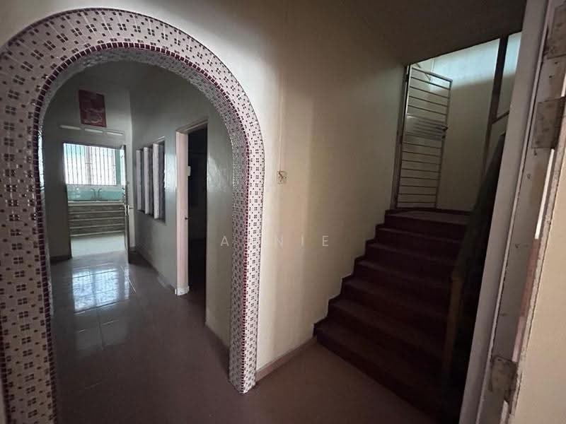 Semi-Detached House for Rent in Taman Pelangi (Johor Bahru) - Annie Tee - PropertyGuru.com.my