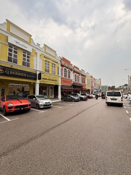 Shop / Office untuk Dijual di Taman Mount Austin (Tebrau) - Carson . - Exterior - PropertyGuru.com.my
