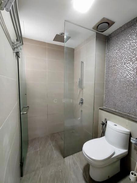 Kediaman Servis untuk Disewa di Nova Saujana - Cris Liu - Bathroom - PropertyGuru.com.my