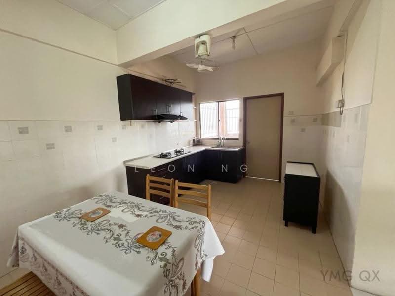 Pangsapuri untuk Dijual di Prima Bayu Apartment - Leon Ng - Kitchen - PropertyGuru.com.my