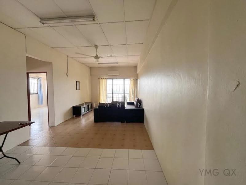 Pangsapuri untuk Dijual di Prima Bayu Apartment - Leon Ng - Living Room - PropertyGuru.com.my