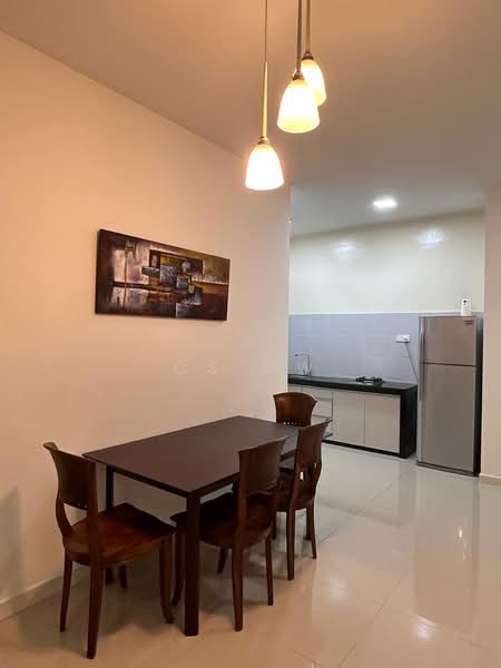 Kondominium untuk Disewa di Scenaria @ North Kiara Hills - CS OW - Dining Room - PropertyGuru.com.my