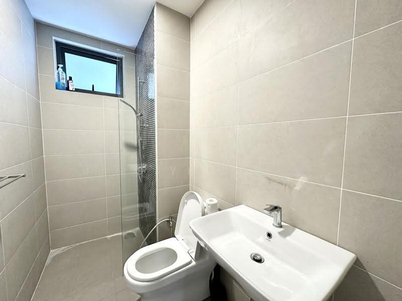 Service Residence for Rent at Continew - Jing Yi Chong - Bathroom - PropertyGuru.com.my