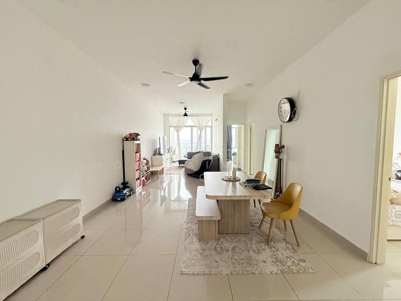 Condominium for Sale at Anggun Lumayan - Noor Aini Bt Ayob - Living Room - PropertyGuru.com.my