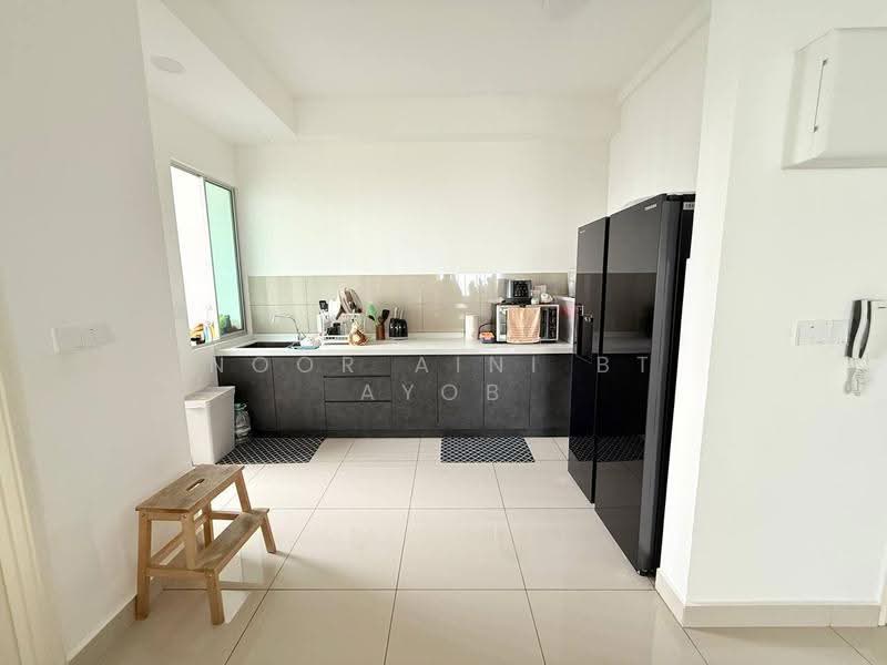Condominium for Sale at Anggun Lumayan - Noor Aini Bt Ayob - Kitchen - PropertyGuru.com.my