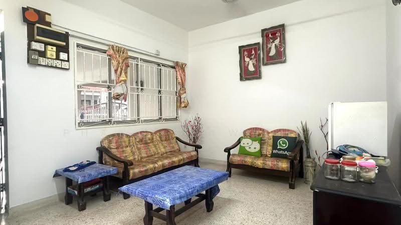 Rumah Teres 2-Tingkat untuk Dijual di Taman Bukit Beruang (Bukit Baru) - Phang Seow Ling - Living Room - PropertyGuru.com.my