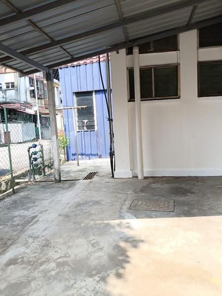 Rumah Flat untuk Disewa di PKNS Seksyen 17 Petaling Jaya - Kim Chan - Exterior - PropertyGuru.com.my