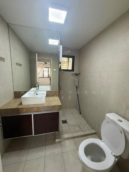 Pangsapuri untuk Disewa di Larkin Residence - Hong Charng Lee - Bathroom - PropertyGuru.com.my