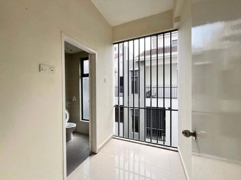 Townhouse for Sale in Bangi (Selangor) - Ahmad Gadafi Md Nor - Bathroom - PropertyGuru.com.my