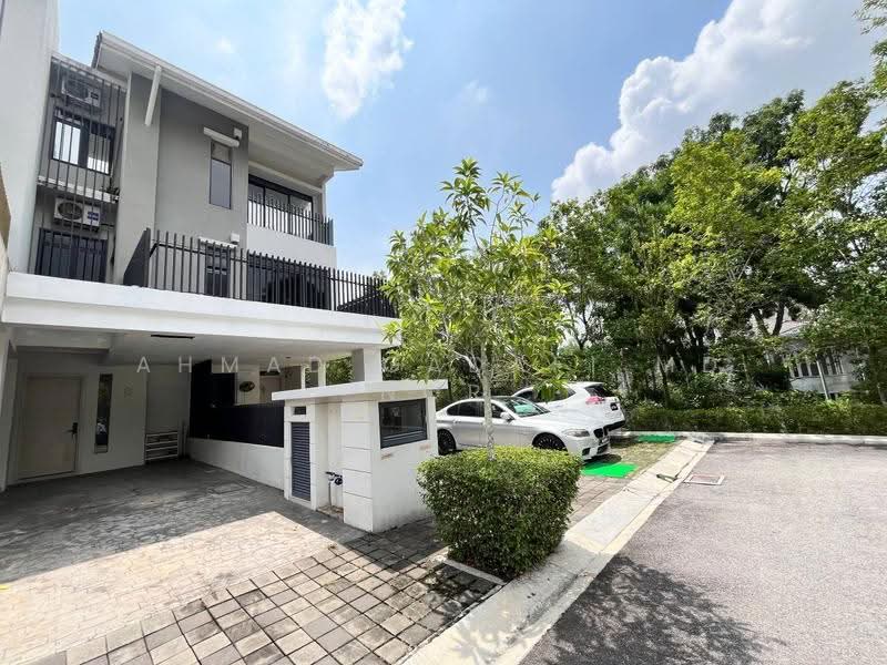 Townhouse for Sale in Bangi (Selangor) - Ahmad Gadafi Md Nor - Exterior - PropertyGuru.com.my