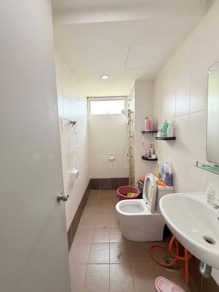 Kondominium untuk Dijual di Suasana Lumayan - Noor Aini Bt Ayob - Bathroom - PropertyGuru.com.my