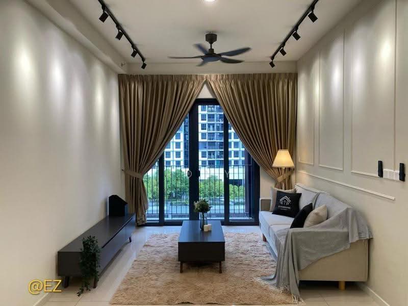 Kediaman Servis untuk Dijual di Sunway Avila Residences - Rony Yeo - Living Room - PropertyGuru.com.my