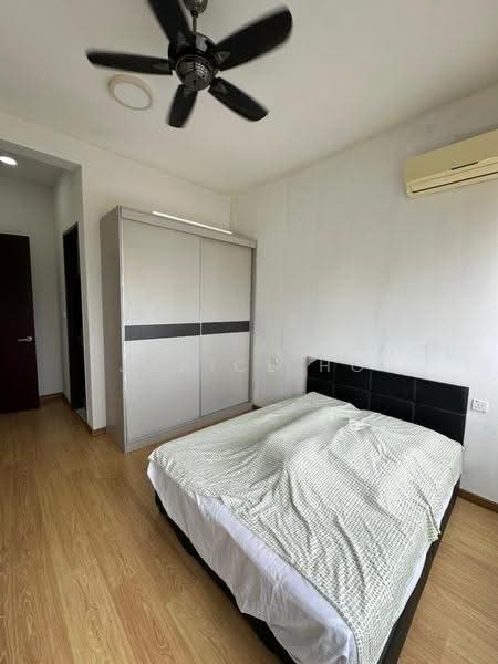 Kondominium untuk Dijual di Bay Point @ Country Garden Danga Bay - Janice Ho - Bedroom - PropertyGuru.com.my