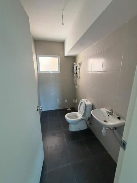 Rumah Flat untuk Disewa di PANGSAPURI AMANSIARA - Sam Yap - Bathroom - PropertyGuru.com.my