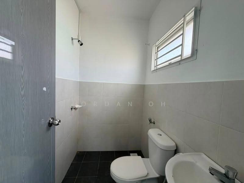 2.5-storey Terraced House for Sale in Johor Bahru (Johor) - Jordan Oh - Bathroom - PropertyGuru.com.my