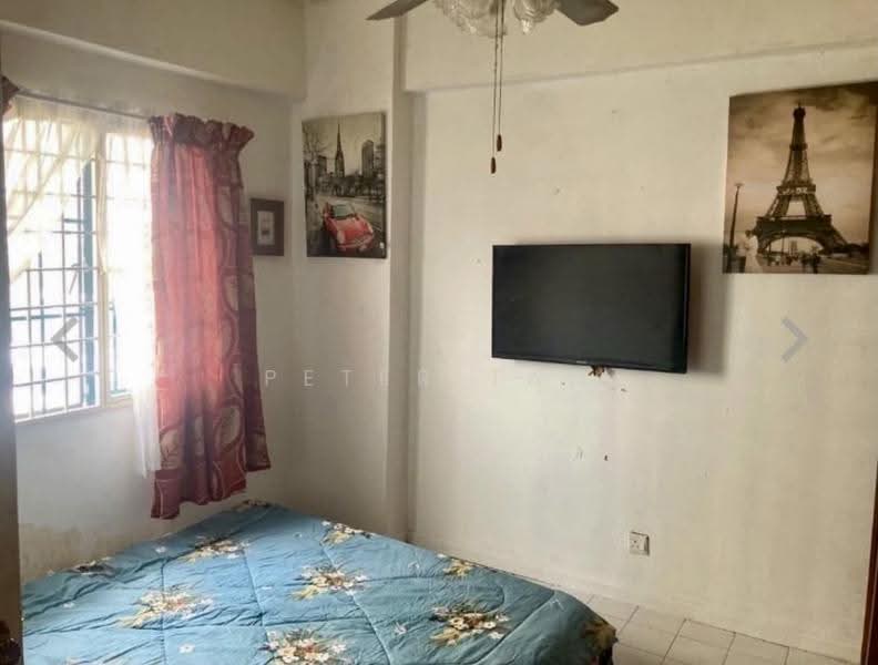 Pangsapuri untuk Disewa di Menara Orkid - Peter Tan - Bedroom - PropertyGuru.com.my