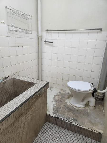 Rumah Teres 2-Tingkat untuk Disewa di Island Glades (Jelutong) - Fennie Seow - Bathroom - PropertyGuru.com.my