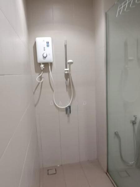 Kediaman Servis untuk Disewa di i-SOHO @ i-City - David Yap - Bathroom - PropertyGuru.com.my
