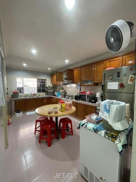 Terraced House for Sale in Bandar Botanic (Klang) - Joanne Lim - Kitchen - PropertyGuru.com.my