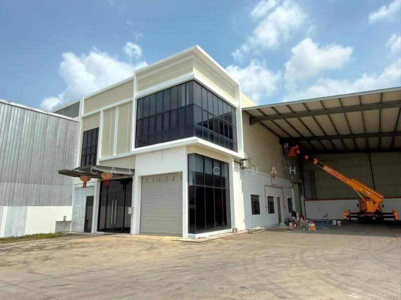 Cluster Factory for Rent in Eco Business Park 2 Senai (Senai) - Calvin Chuah - Exterior - PropertyGuru.com.my