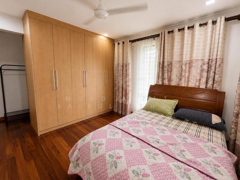Bungalow House for Sale in Sepang (Selangor) - Mohd Aizat Saiful Bahri - Bedroom - PropertyGuru.com.my